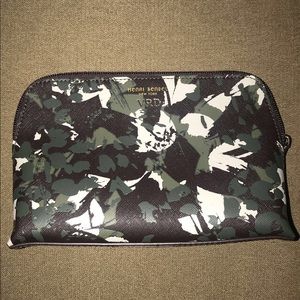 Henri Bendel New York clutch/makeup bag